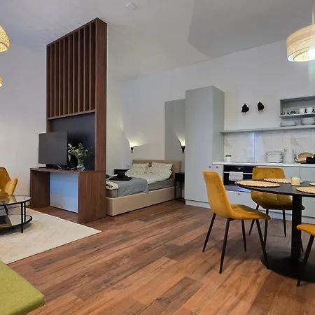 Alaine & Masa Apartment