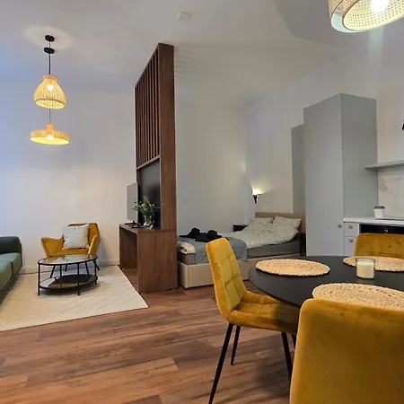 Alaine & Masa Apartment